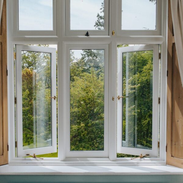 5 Key Factors to Consider When Shopping for Replacement Windows