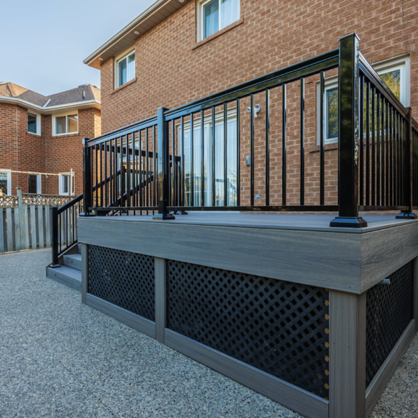 Choosing the Best Deck Railings for Your Toronto Home
