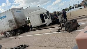 What To Do After An 18 Wheeler Accident In Houston