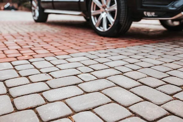 How to Choose the Right Parking Tiles for Heavy Vehicle Load Areas