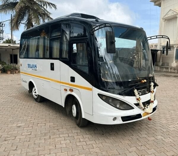 Why Mini Bus Rental is the Smartest Choice for Group Travel