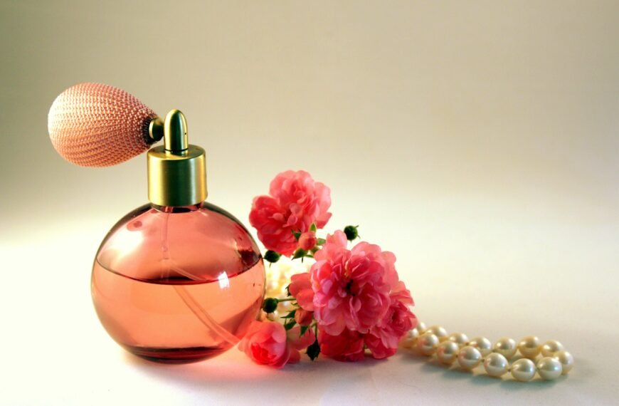 Why Designer-Inspired Perfumes Appeal to Shoppers Seeking Affordable Fragrances